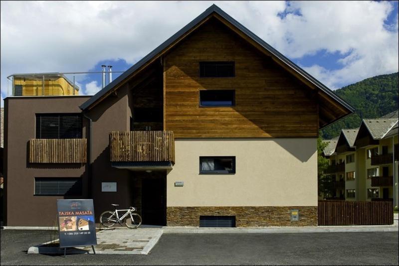 Appartamento House Neza Kranjska Gora Esterno foto